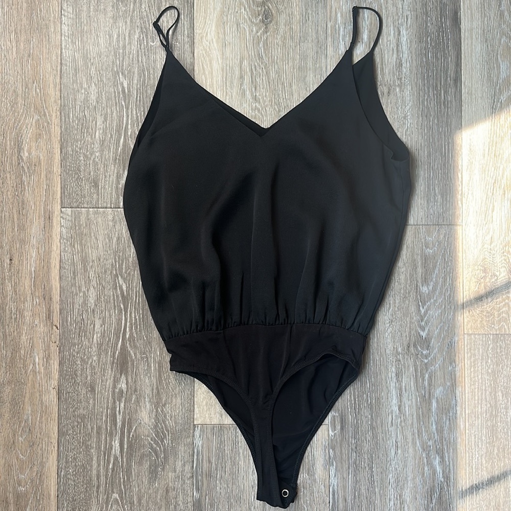 Express bodysuit - Picture 3 of 4